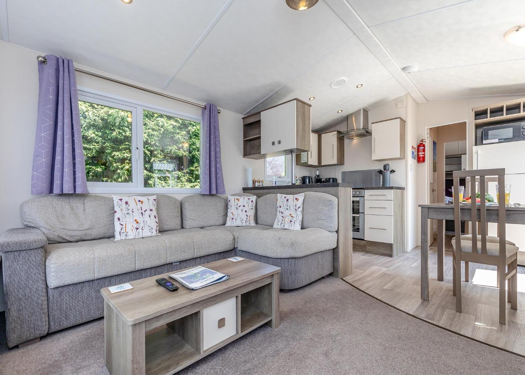 Longnor Wood Holiday Park Buitenkant foto