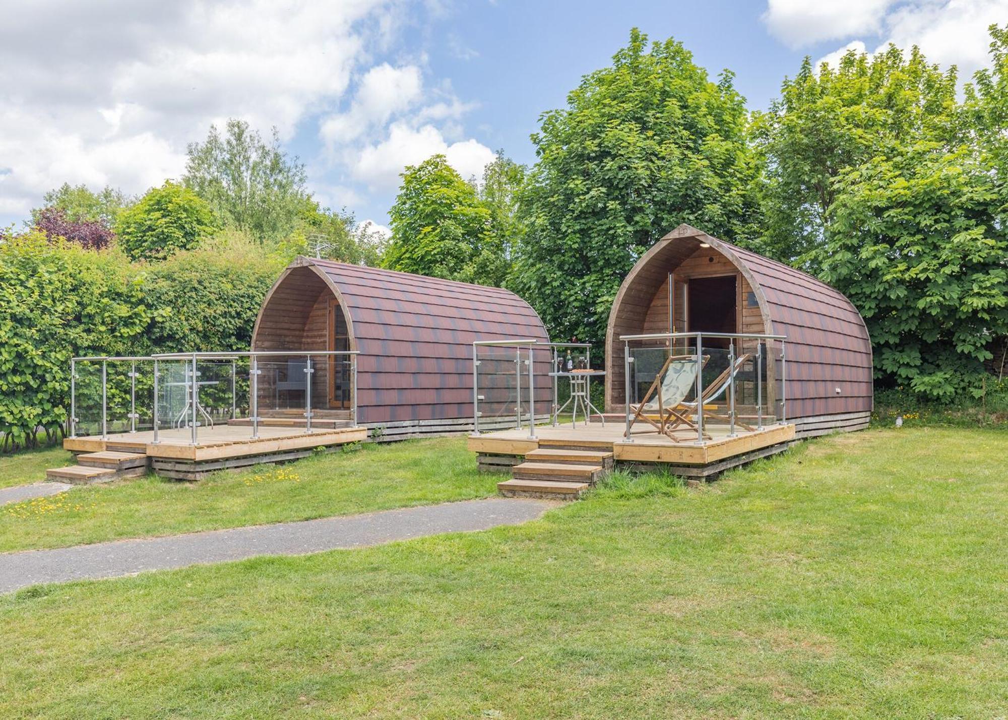 Longnor Wood Holiday Park Buitenkant foto