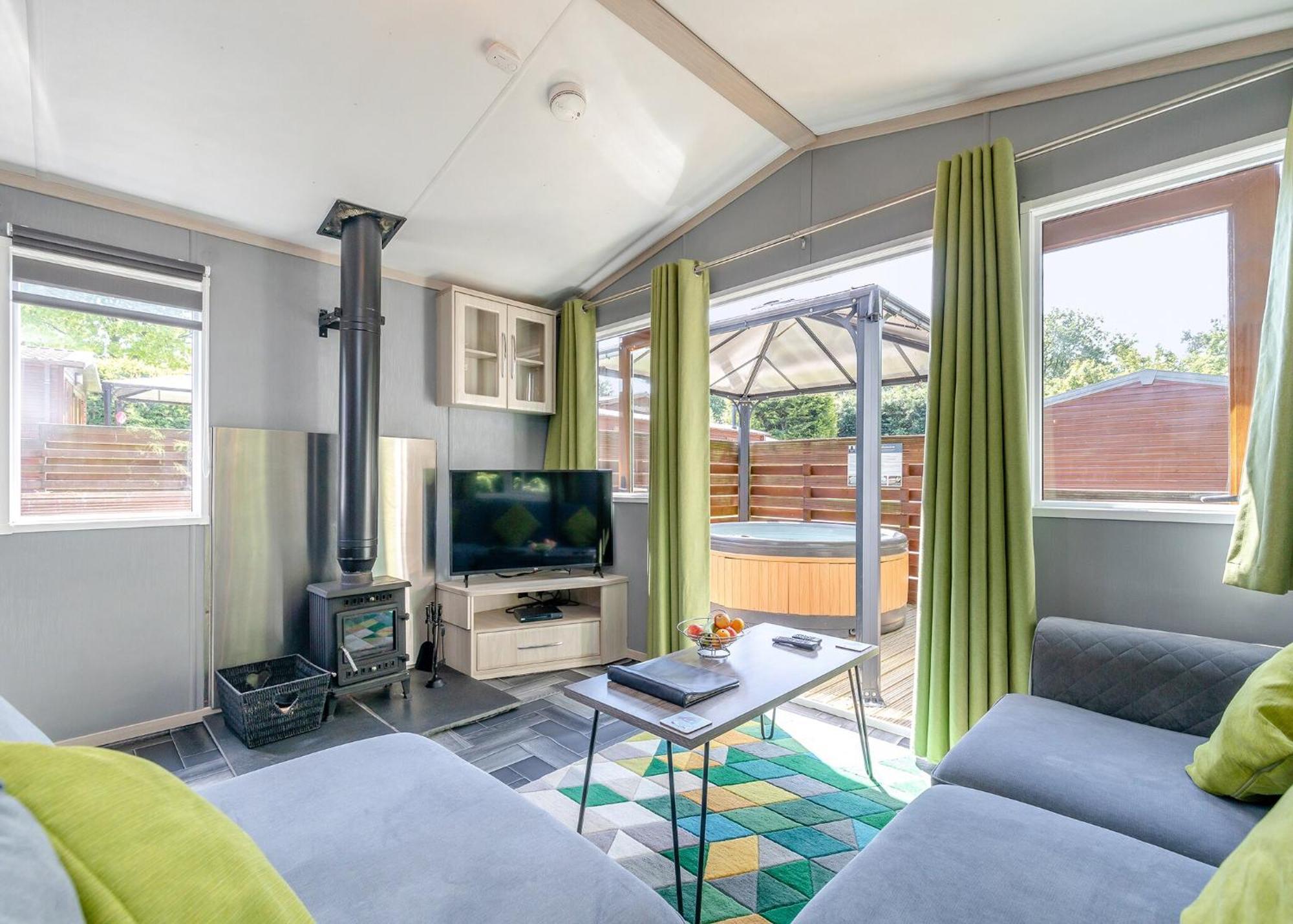 Longnor Wood Holiday Park Buitenkant foto