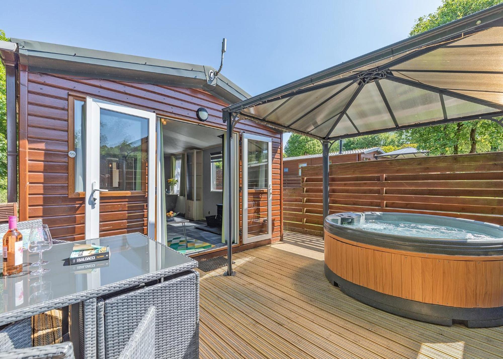 Longnor Wood Holiday Park Buitenkant foto