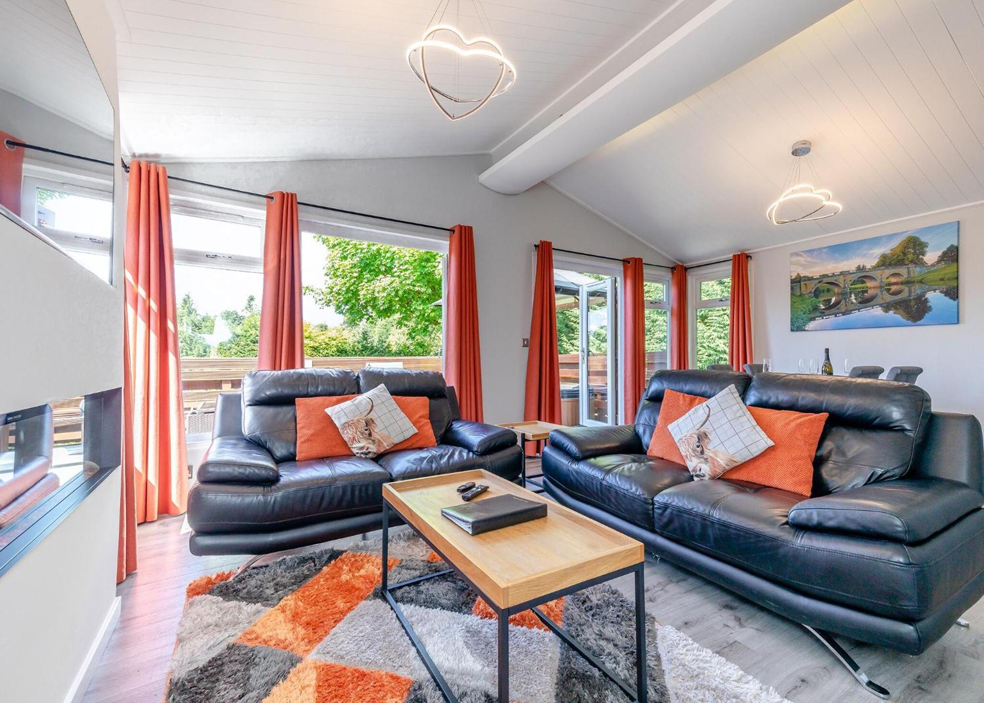 Longnor Wood Holiday Park Buitenkant foto